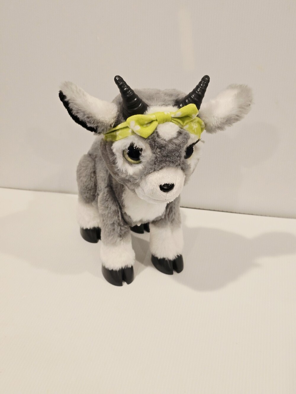 FurReal Daisy The Yoga Goat Working Interactive Realistic Toy 11 inch no bottle